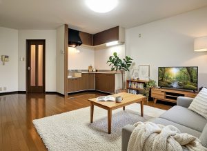 フラワーパーク南四十万　Ａ棟_０００Ｂ_内装画像1_リビング・居室